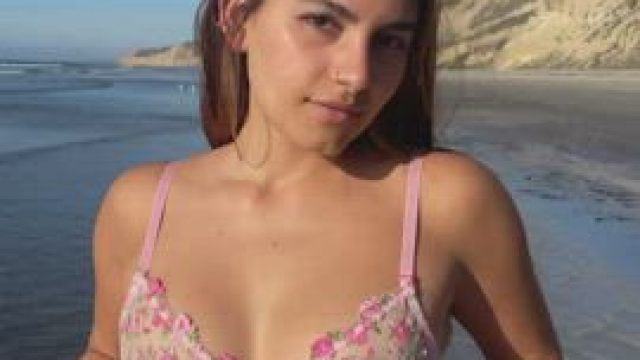 I love flashing my holes at the beach