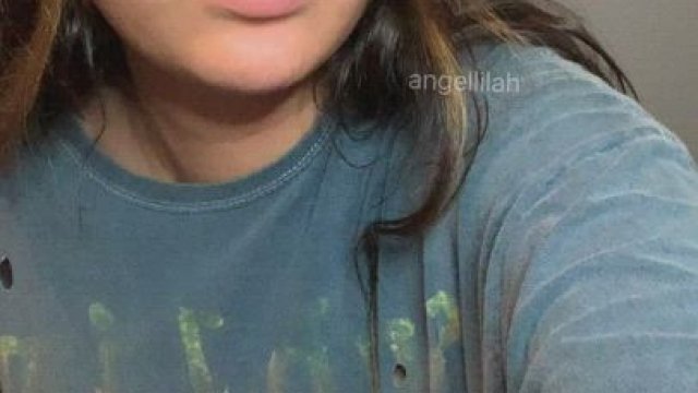 peekaboo do you like when i spread my legs