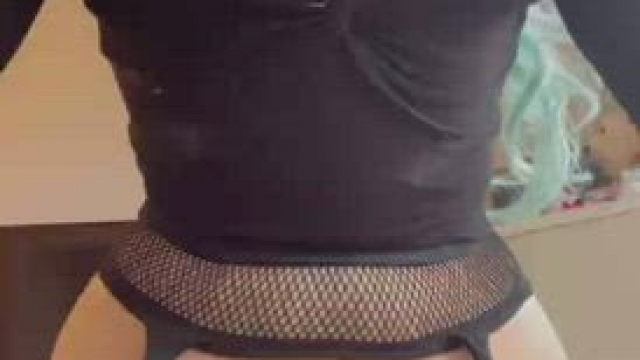 Your thicc thighed goth fuckdoll lost her pants, but that makes it easier to use