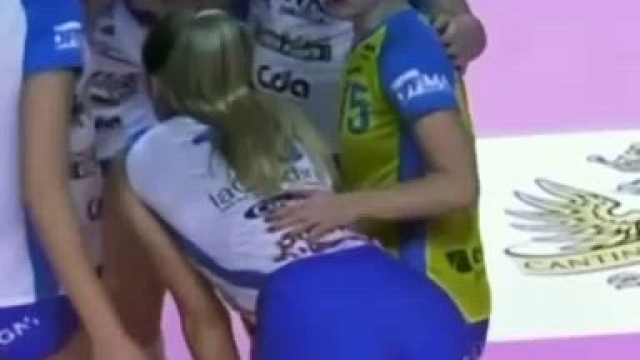 Special teammate cheer up