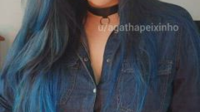 you can squirt your liquid here, there's plenty of room