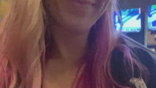 Sports Bars are the perfect place to flash my pussy, cause the men are all too