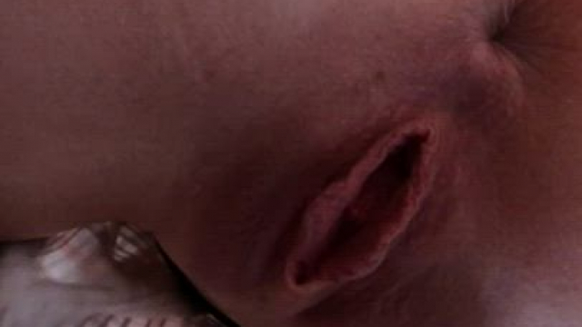 I love to show my asshole to strangers