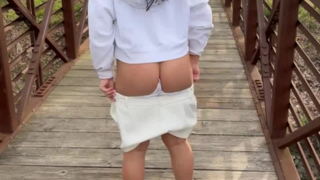 Would you look at me if you saw me naked outside my home