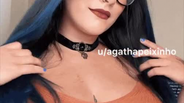 Latin breasts on your screen