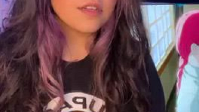 Big boobs paired with a huge smile