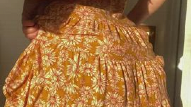 sundress season isn’t over yet