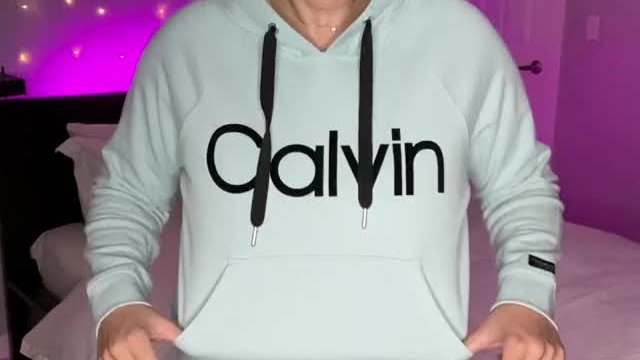 she's back (free album in the comments )