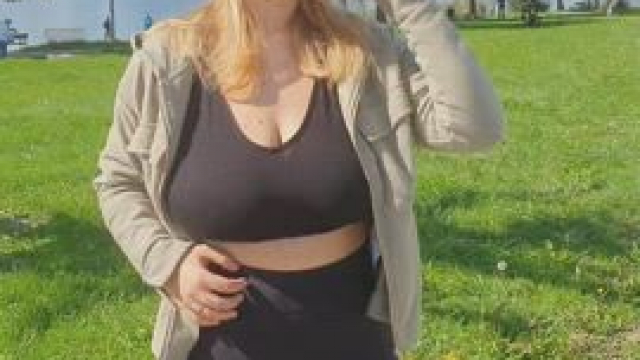 There's not much time left for outdoor boob shows in cutie weather, so I'm taking