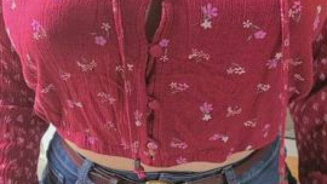 I bet you'll love how perky my natural boobs are (18f)