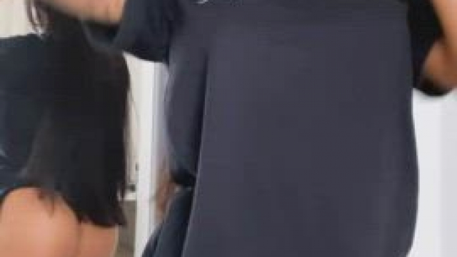 my tan lines r like the cream on top of a cappuccino