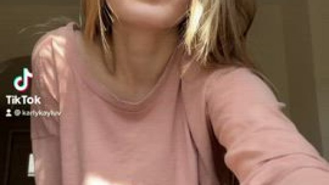 I love shaking my ass for you to see