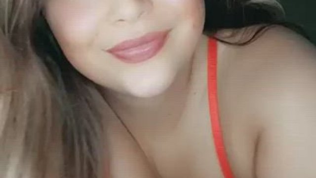 Do you like me better with my top on or off?