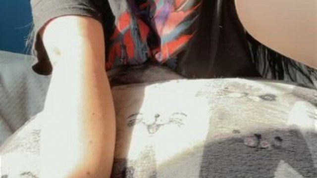 Thick thighs and big boobs energy