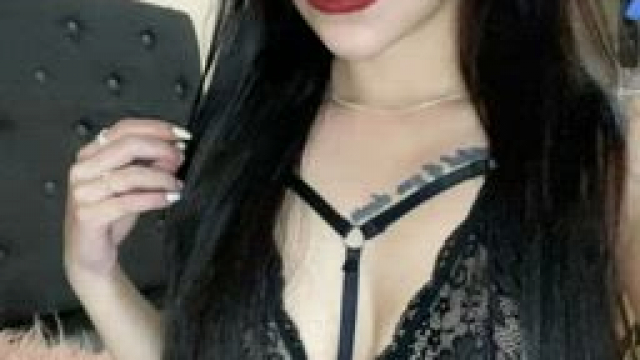 What’s your opinion on tiny girls