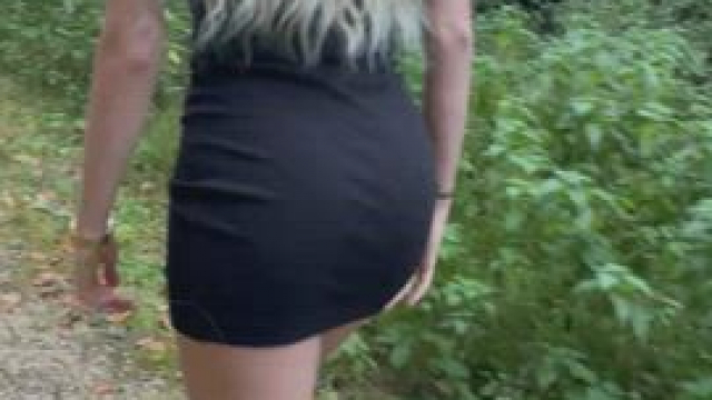 Lifting up my dress after a long walk… hopefully you like how my juicy teen ass 