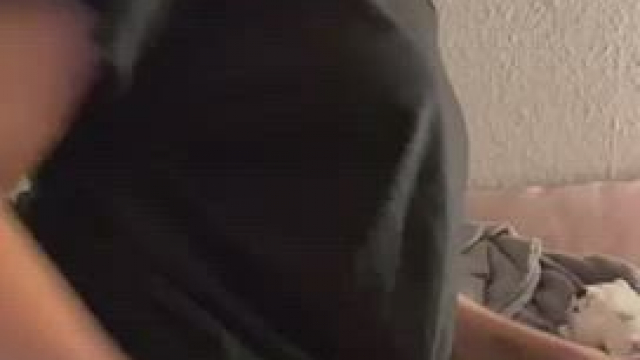 19 Year Old Lifting Her Ass