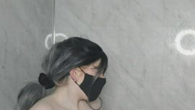 Would you join me in the bath toight?