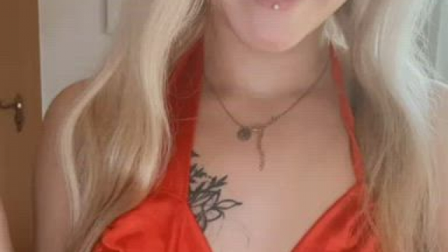 Hello to the same 4 guys who unpack my tits