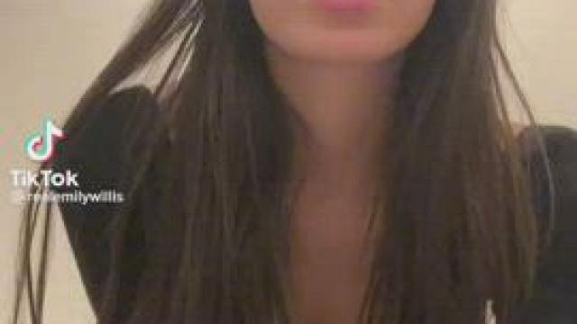 So sexy and fun. I love her ??