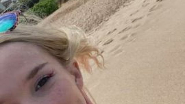 Flashing at the beach! ??