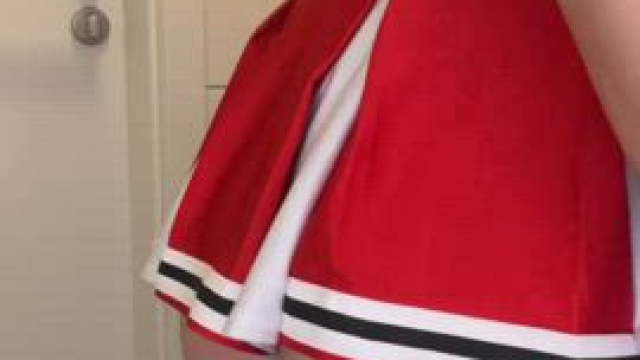 what the skinniest dude on the team gets to see in the locker room