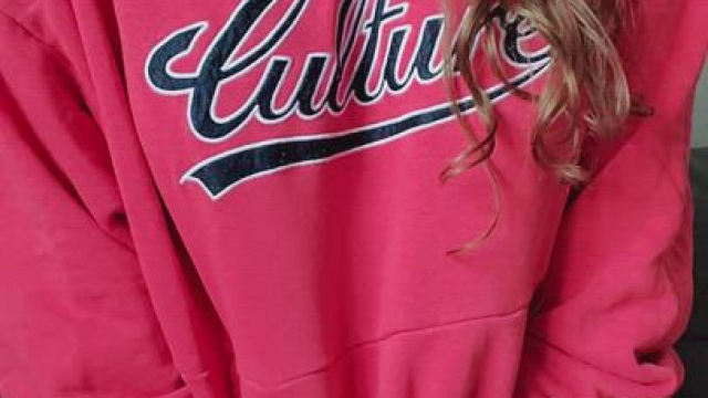 Look at what i´m hiding under that huge sweater