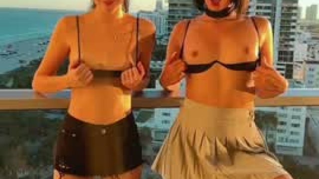 Double fun for all neighbors [OC][GIF]