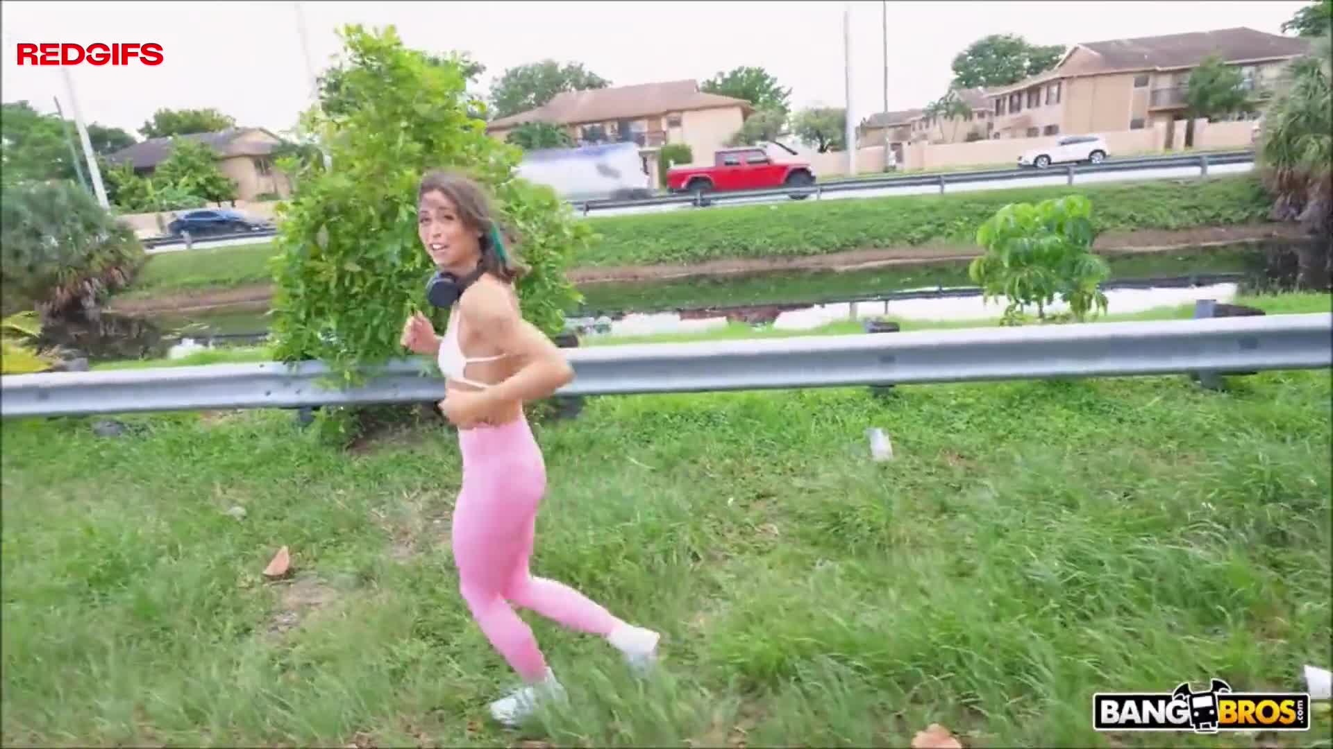 [Jessie Belle, 23] Jessie Jogs Onto The Bus For Some Dick