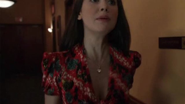 I love Alison Brie‘s huge tits