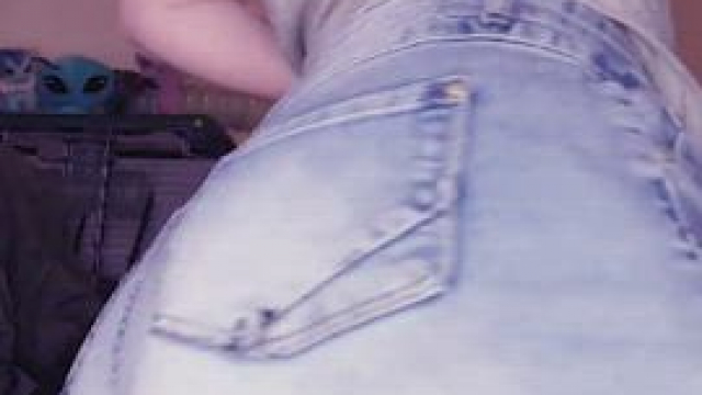 what's under those jeans