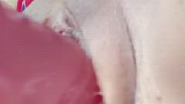 She's So Exciting Girl - F0lder B3low