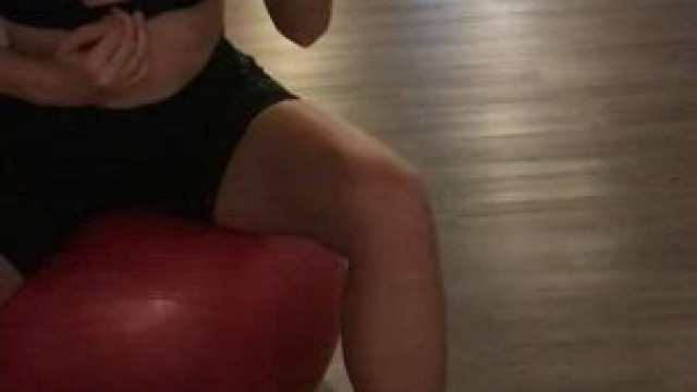 Too horny at the gym… had to get them some air... everbody could catch me... lov