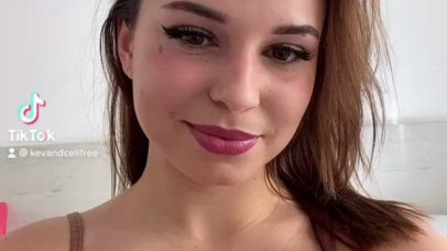 Celina Her Album in Comment