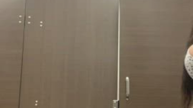 can you fuck me after class ?