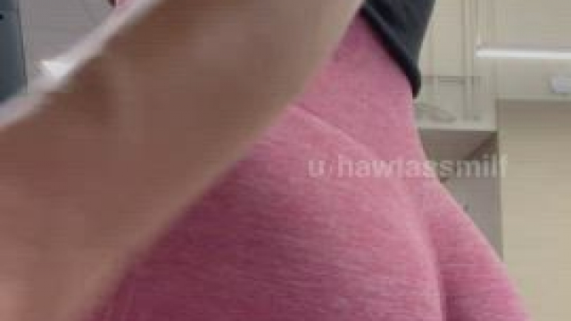 Would I catch your eye in the gym?