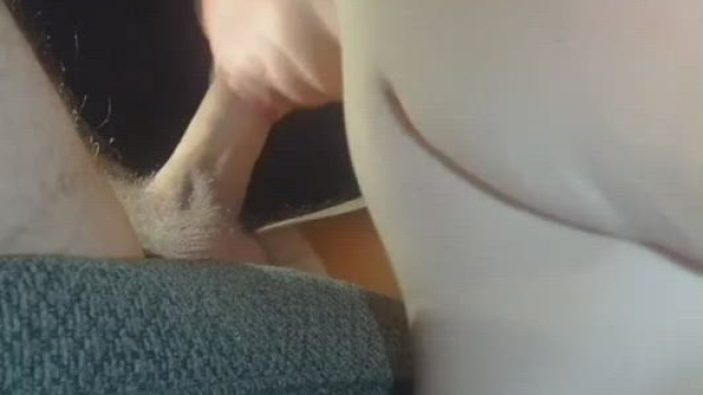 Takes all his load in her mouth