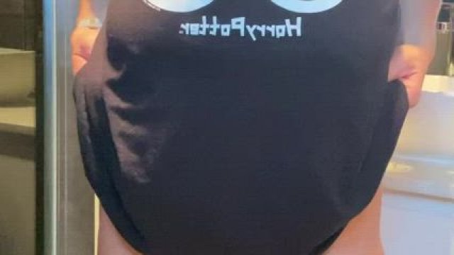 Take out your wand and let me play with it