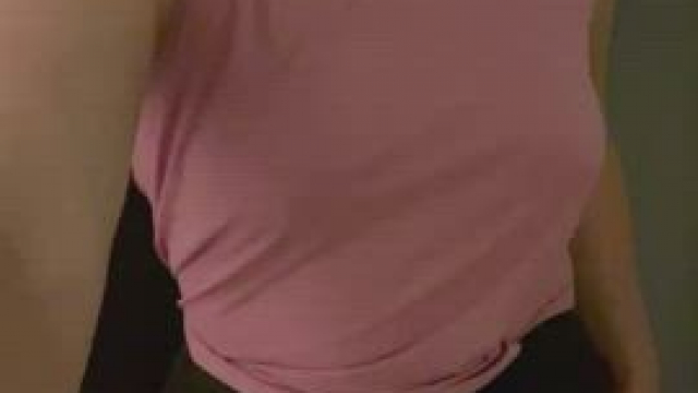 Just a fit milf wanting to share with the community.