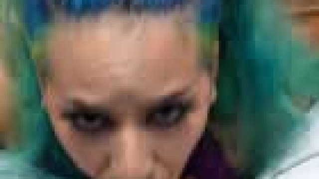 Green haired alt girl gets huge facial