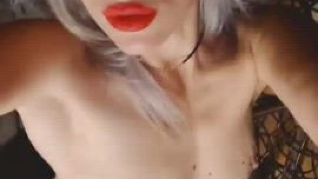 Any small tits lovers here?