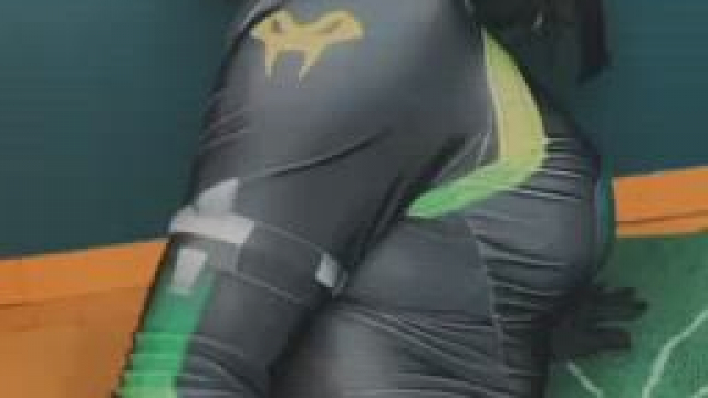 Viper showing off her booty