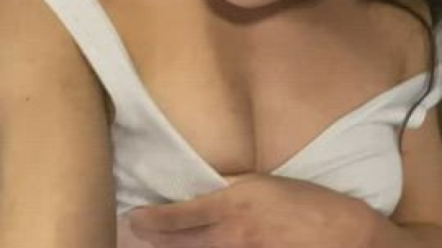 Do older guys like their women 18 and tight