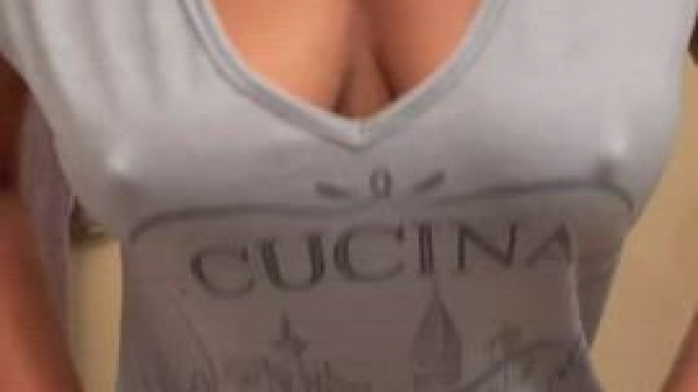 Petite body and big Indian tits![F]