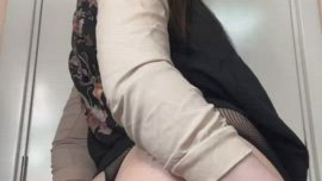 If I wore this on our first date, would you hit it?