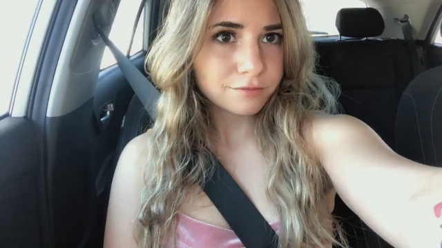 Think I can start 2022 off with a bang in this dress?