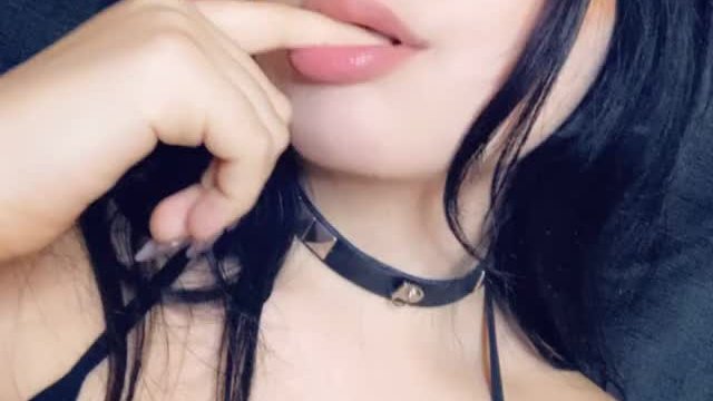 I like to use lots of tongue.