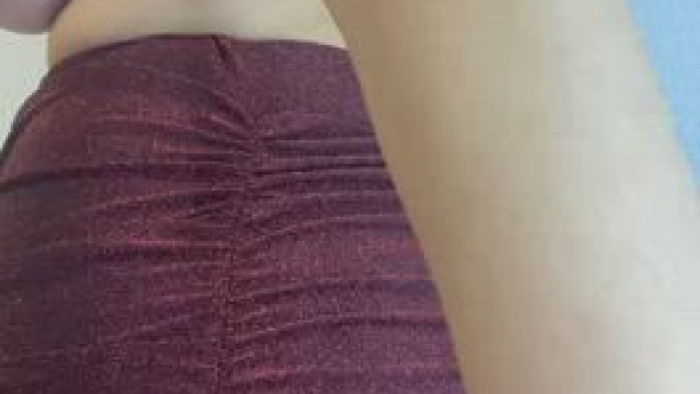 I always bend over on the first date