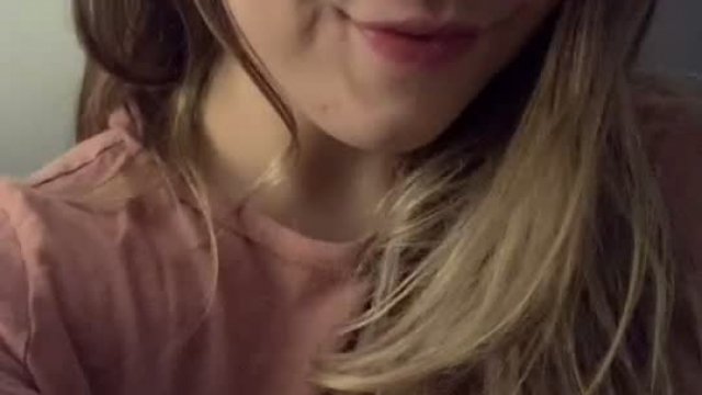 no shirts allowed on the bed !