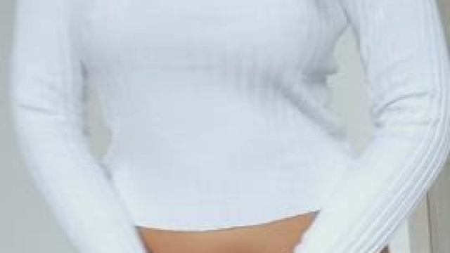 Showing you my tanlines :)